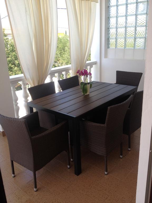 Holiday Home Villa Emma Debeljak Exterior foto